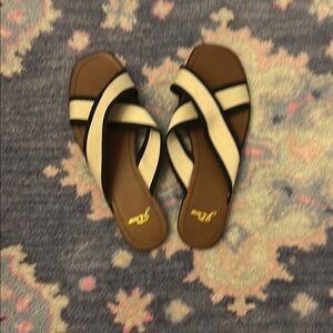 JCrew Size 10 Black and Cream Sandals
